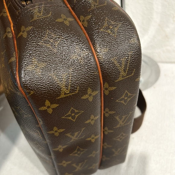 LOUIS VUITTON Monogram Reporter PM Shoulder Bag - Picture 6 of 12